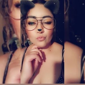 Meet your Posher, Alejandra